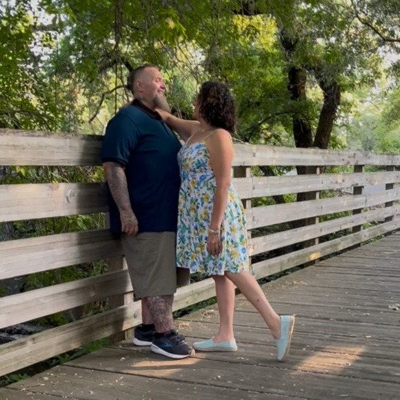 Meet your Posher, Michelle - Picture 3 of 3